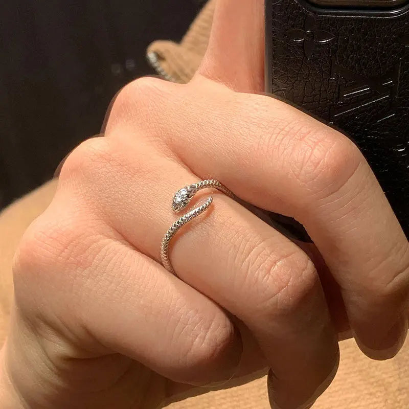 Kitty Adjustable Ring in Silver