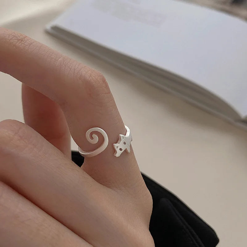 Kitty Adjustable Ring in Silver