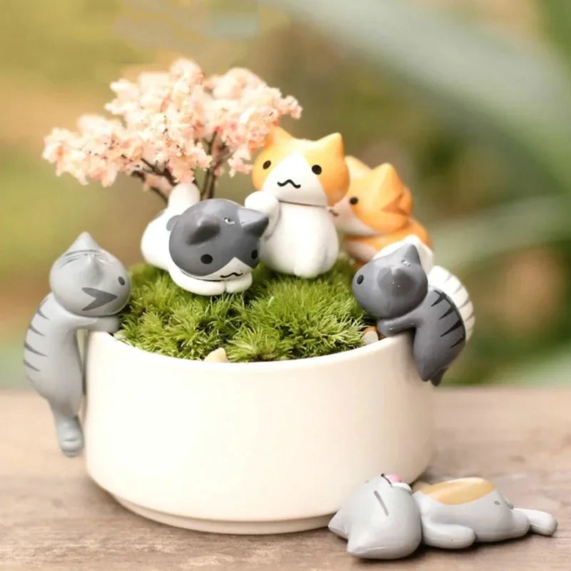 Lucky Cat Miniatures — 6-Piece Resin Kitten Set
