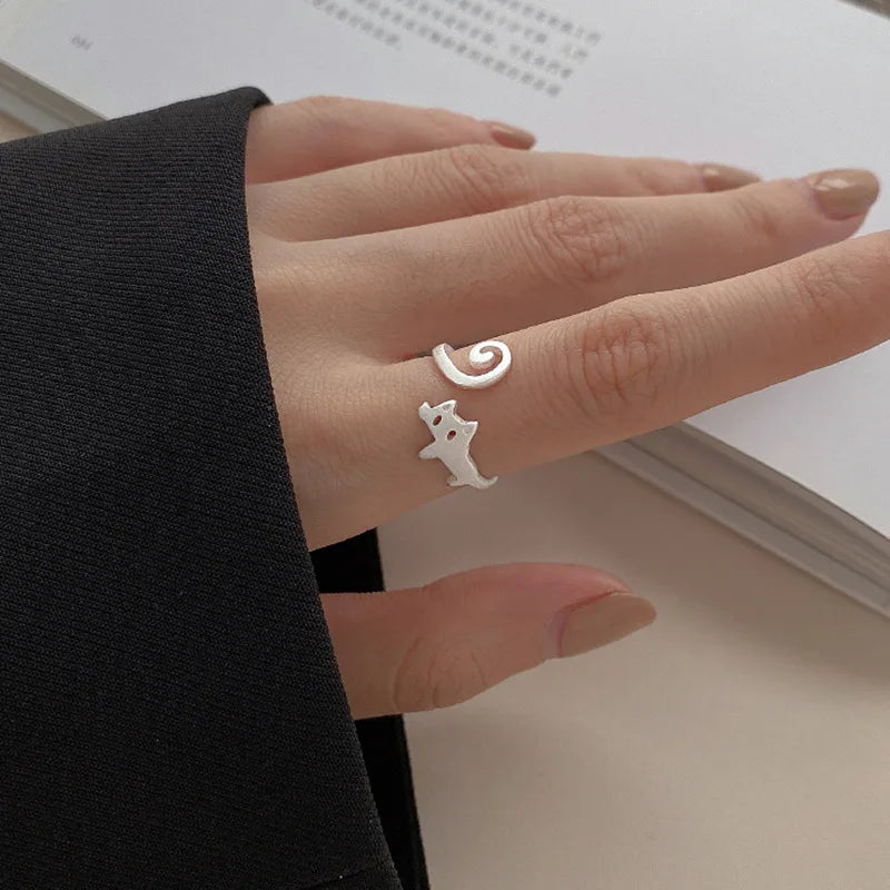 Kitty Adjustable Ring in Silver